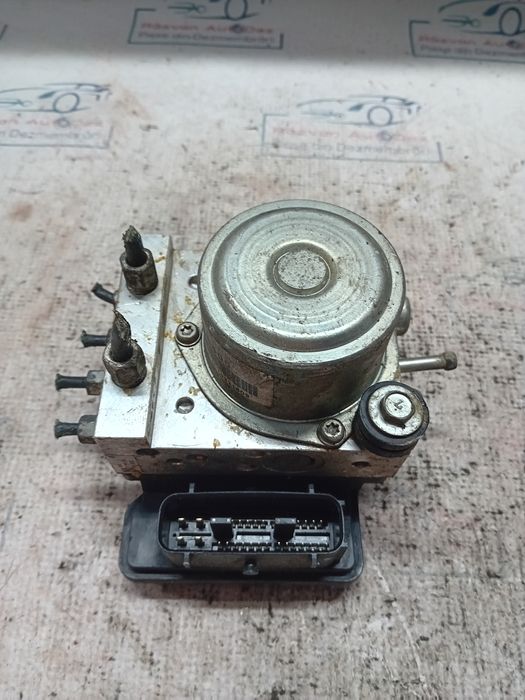 pompa abs nissan juke 2011