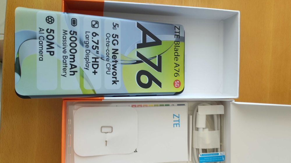 Продавам телефон ZTE 76 A