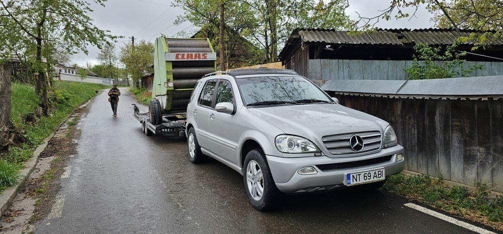 Tractari Auto / Platforma auto/ Asistenta rutiera Utilaje Mafa7/24