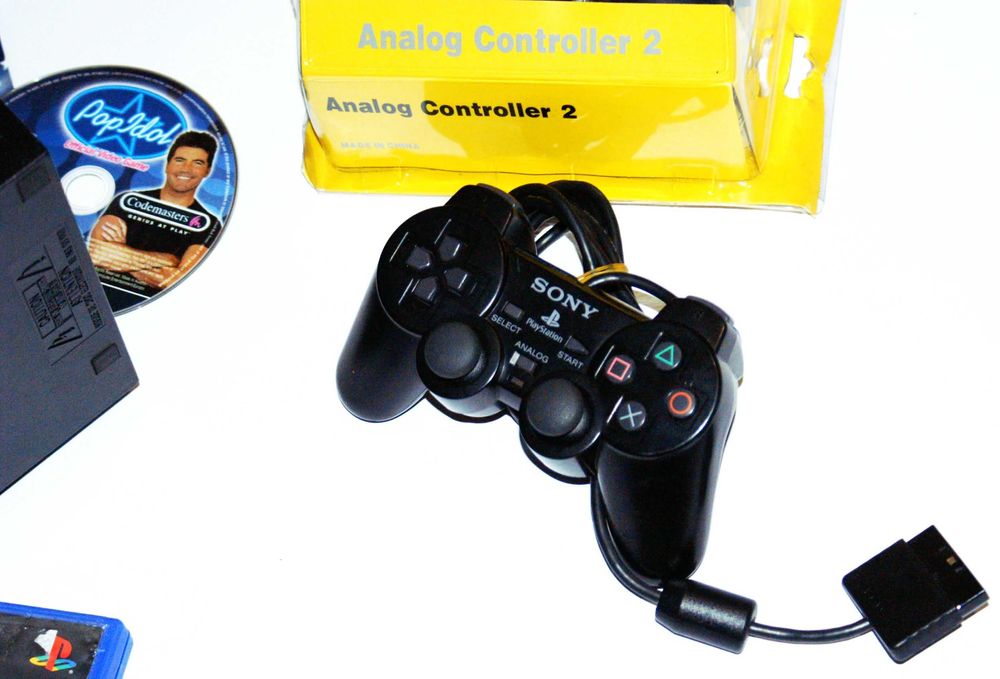 PS2 Fat PlayStation 2 + подарък 6 игри и два контролера