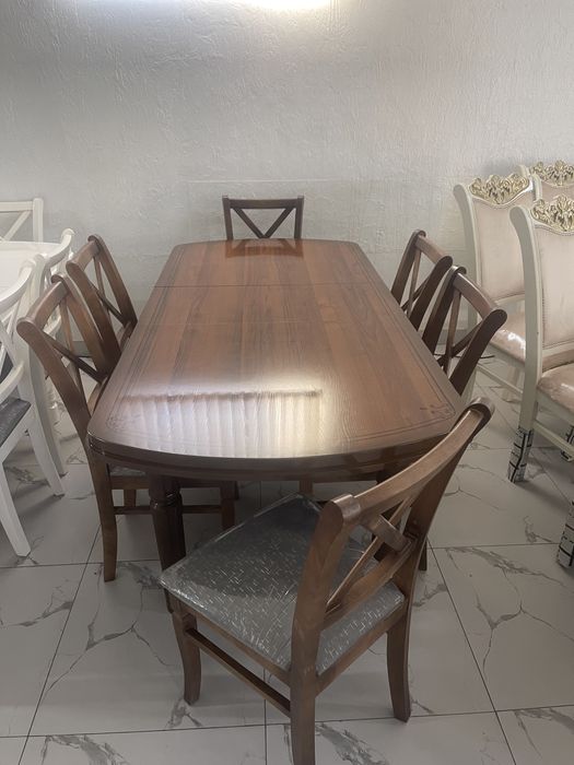 Столы кухынный гостинный