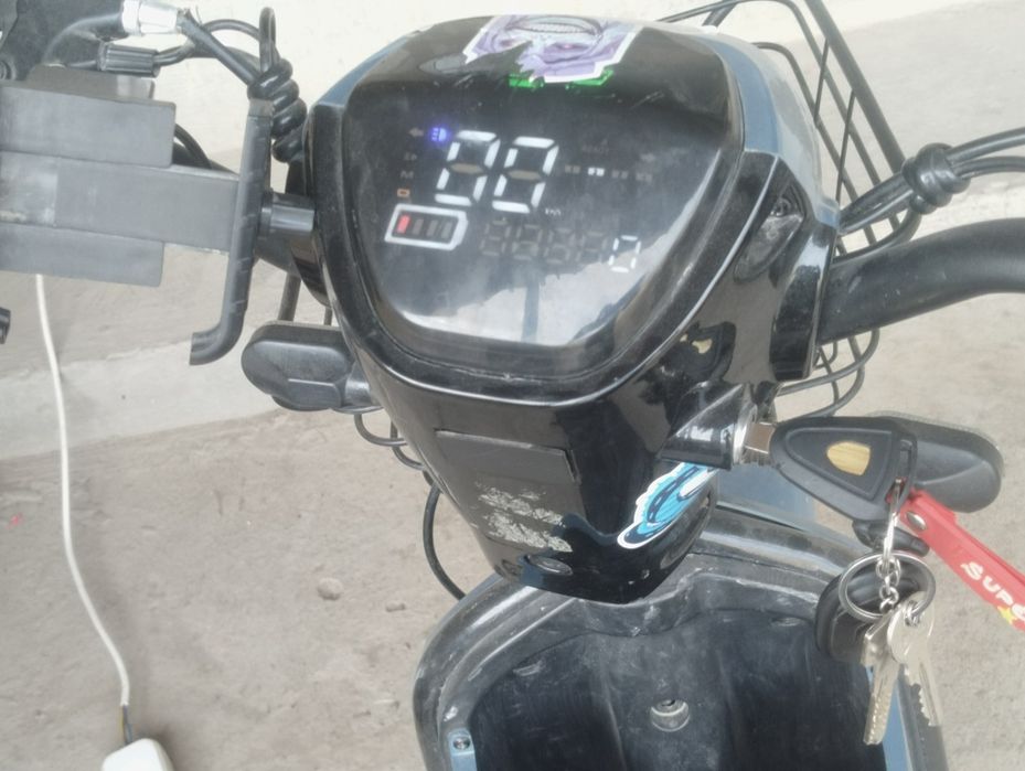 Скутер Ск8 про мак