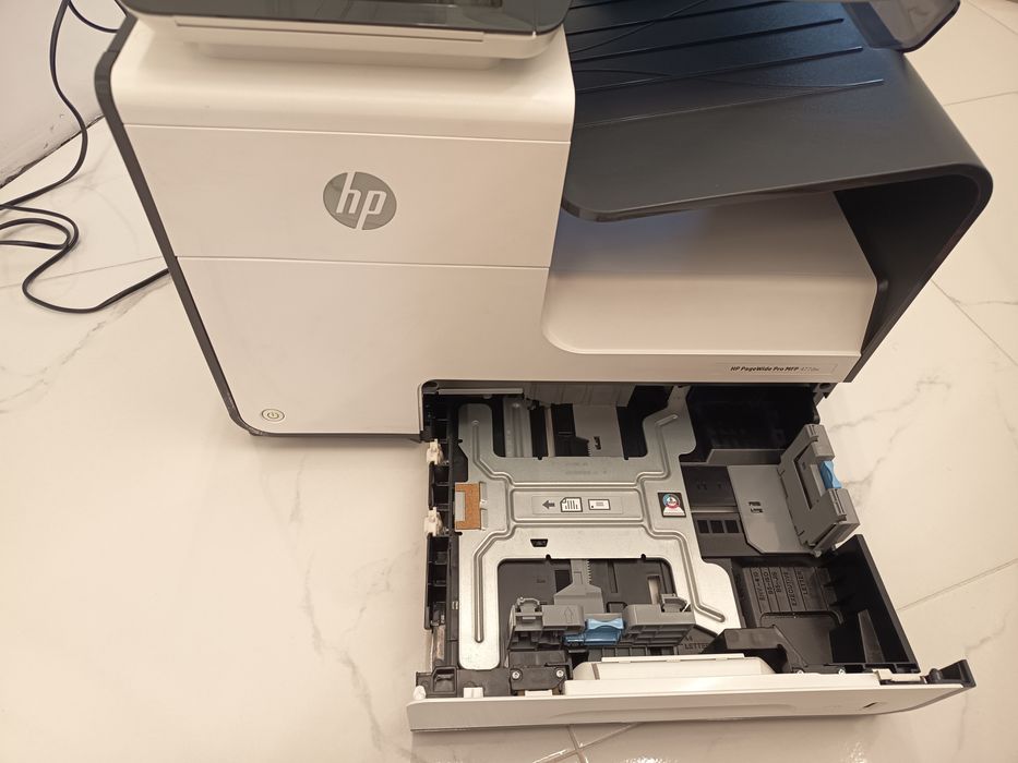 Принтер HP PageWide Pro MFP 477dw – за части или ремонт
