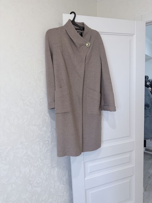 Продам женское пальто