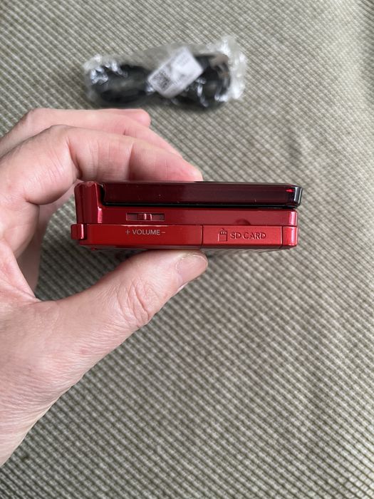 3ds modat cu card de 64 gb