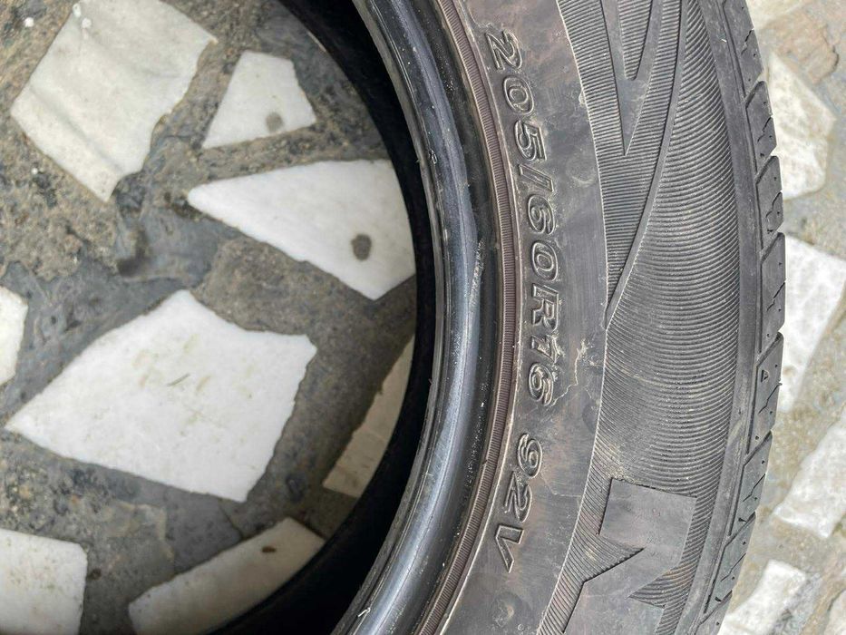 Set 2 cauciucuri vara R16