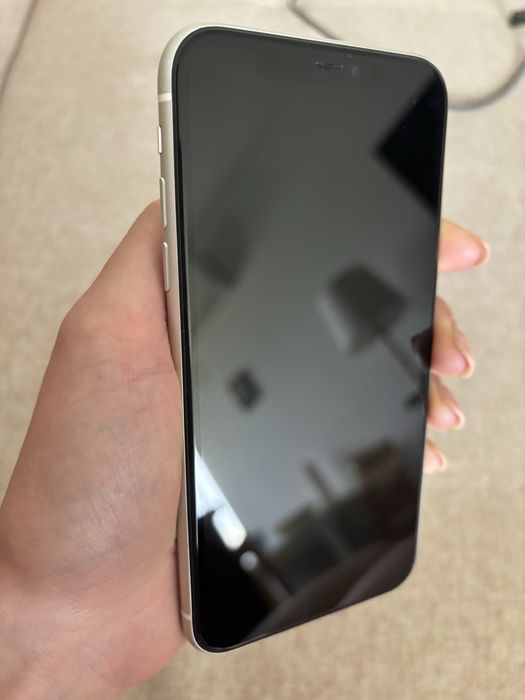 iPhone 11 Alb 64 GB