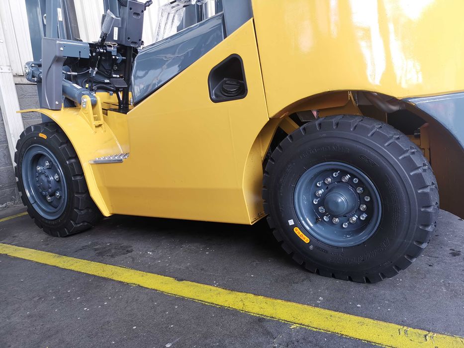 вилочный погрузчик