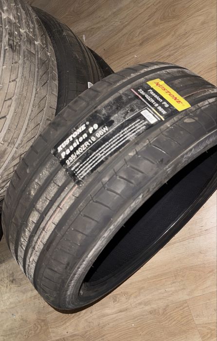 Продам диски с шинами 19 размер