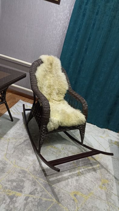 Продам Кресло качалка из Ротанга