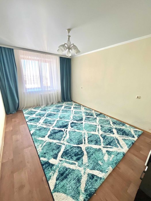 Продаётся 3 комн квартира