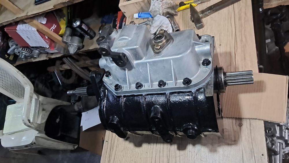 продам уаз коробку