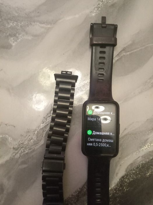 Продам Huawei fit