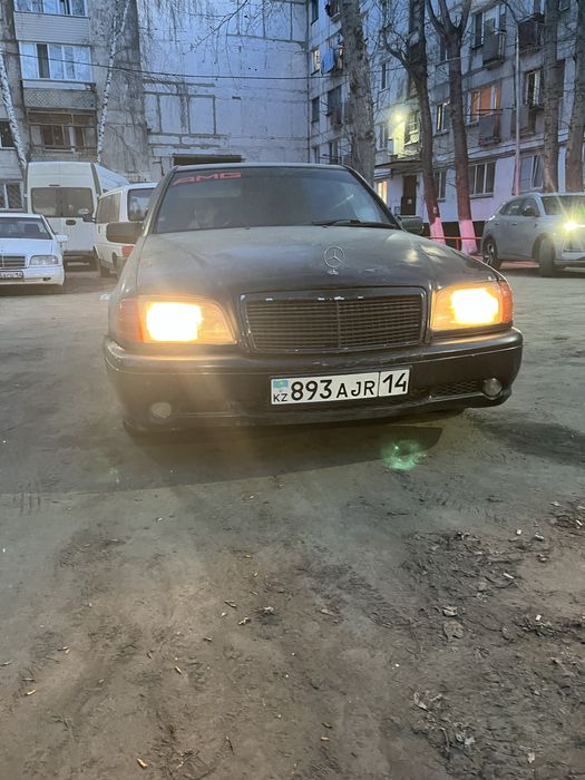 Мерседес Бенз C180 W202