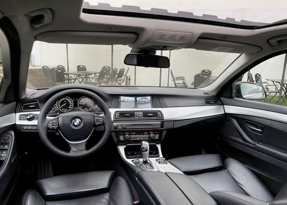 BMW F10 520d /automat/trapa/3 butoane