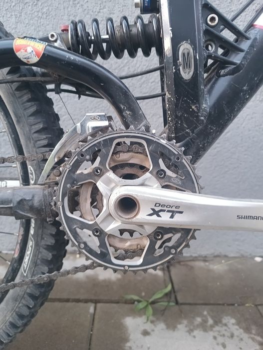 Bicicleta full-suspension Scott