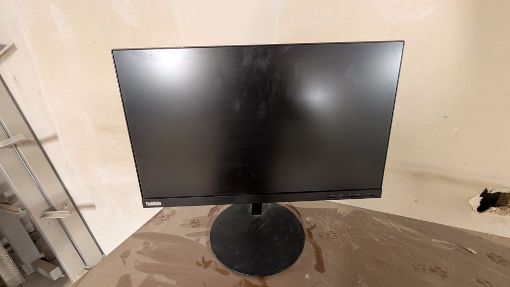 Vând monitor Lenovo Thinkpad
