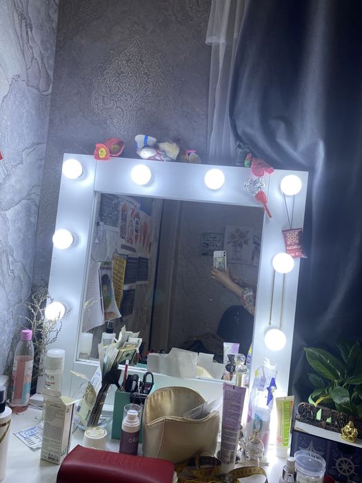 Белый шифанер 4-х дверный