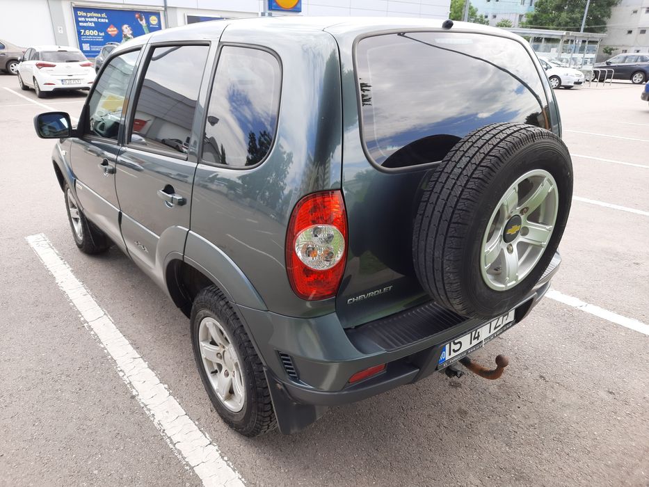 Lada Niva  1.7 4x4 37 mii km clasa Duster, Vitara