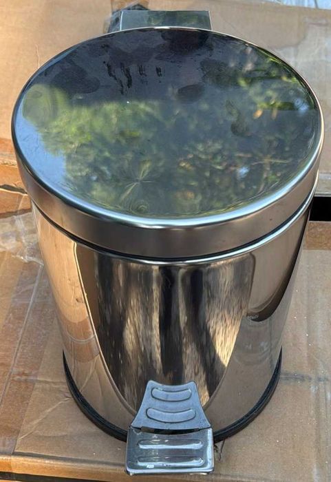 Stoc 50 buc / 60 lei buc; Cos de gunoi din inox SH – cu pedala / fara capac – diferite dimensiuni