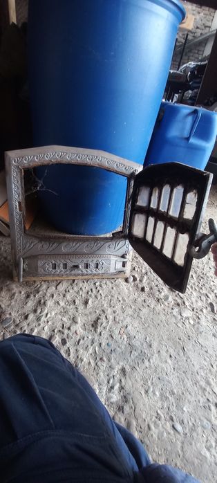 Usa semineu sau sobă