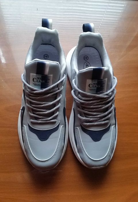 Нови кожени мъжки маратонки No:43