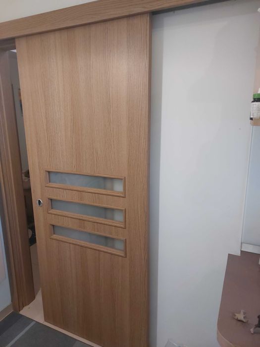 Vand set usi glisante pt casa