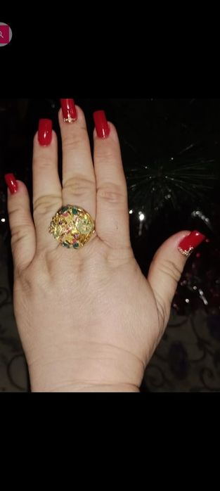 Золотые изделия   585.750 пробы.