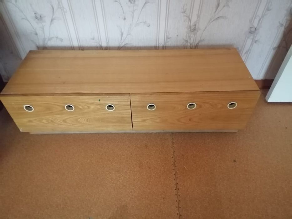 Продам прихожую.
