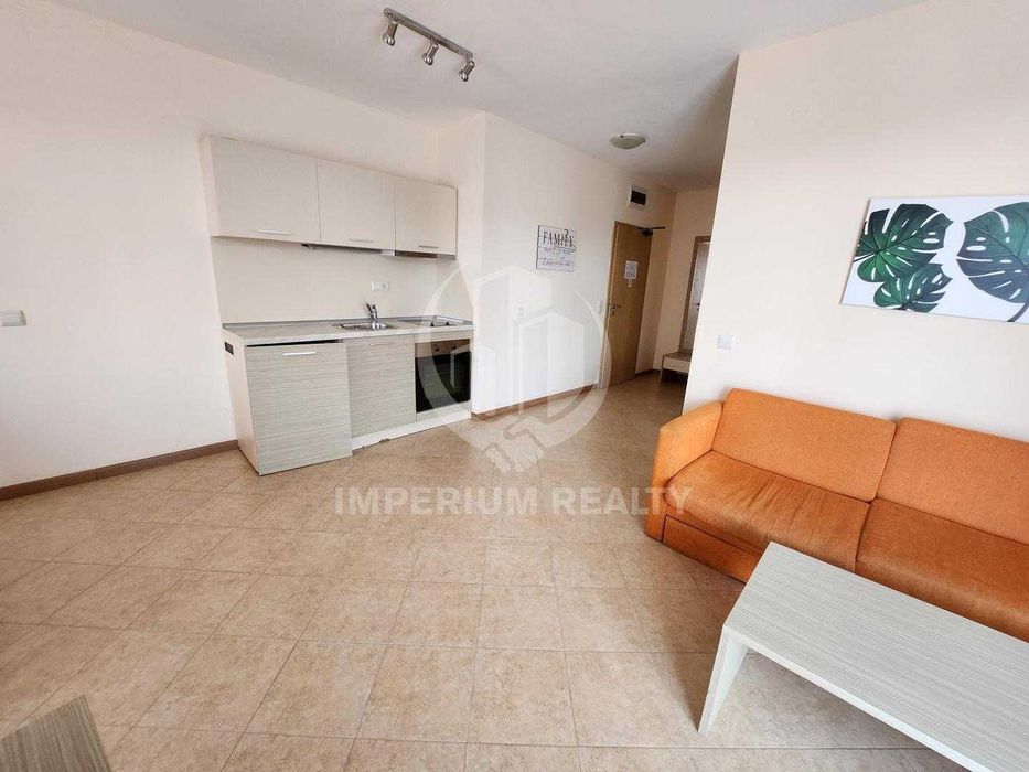 Продава се Двустаен апартамент в к.к. Слънчев бряг - 55 кв.м за 1271 €/кв.м - Снимка #2