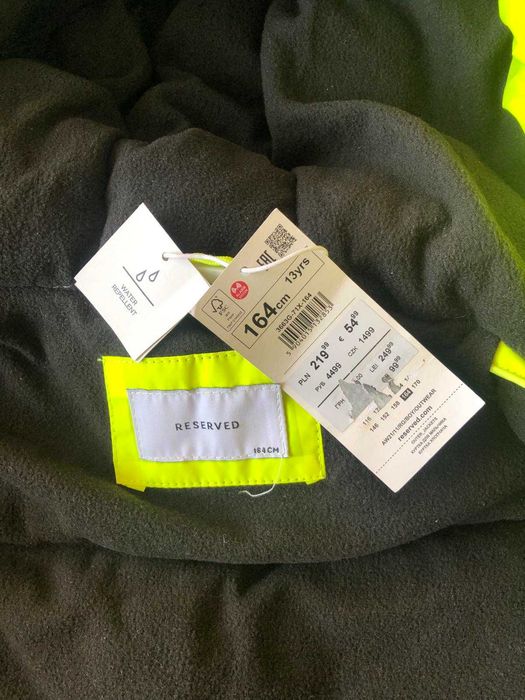 НОВО! Юношеско яке  164 см. RESERVED . Подходящо за зимни спортове.