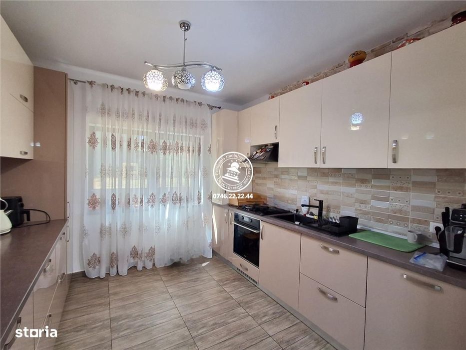 Vila  de vanzare  Rediu,