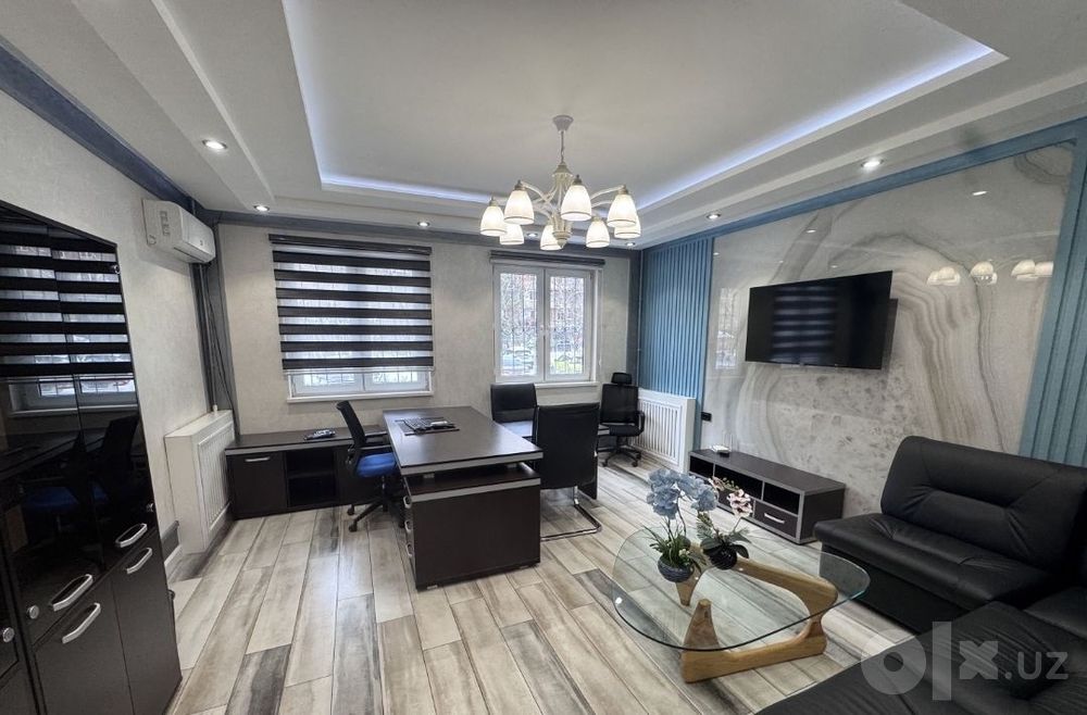 Айбек метро Сдаётся офис 4 Комнаты 110м2