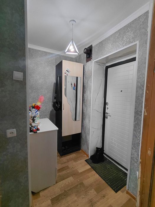 Продам 1 ком  квартиру