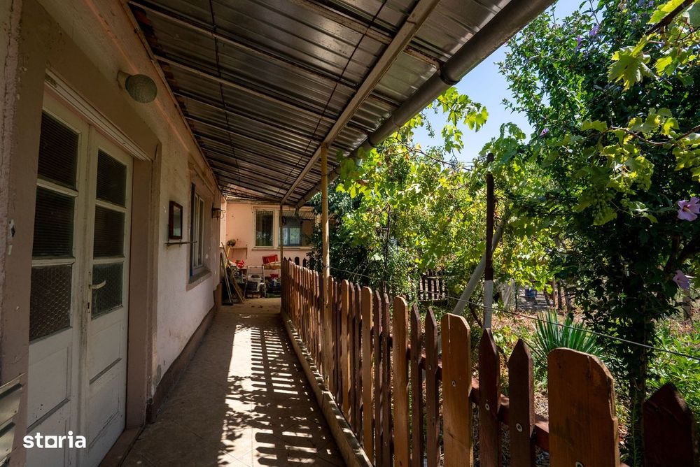 Casa cu 620 mp de teren in Rogerius