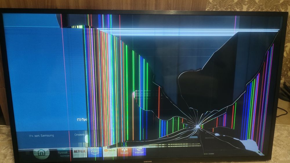 Самсунг 43 диагональ smart, разбита матрица