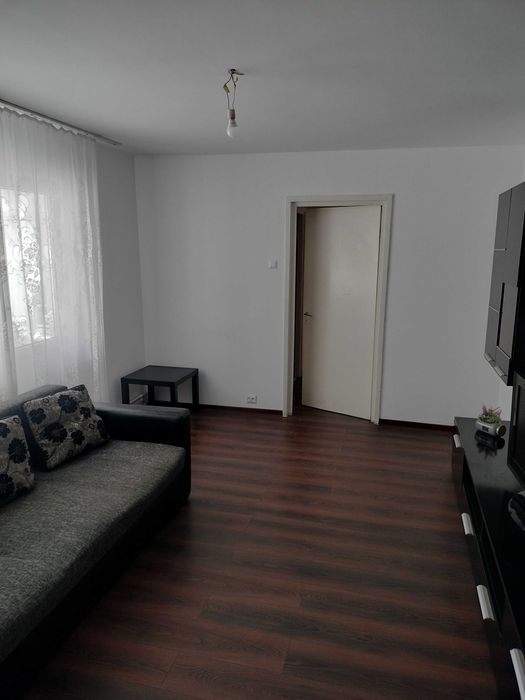 Apartament 3 camere de vanzare