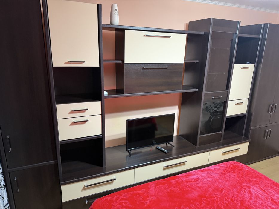 Camera de inchiriat in apartament  cu 4 camere  Pacurari