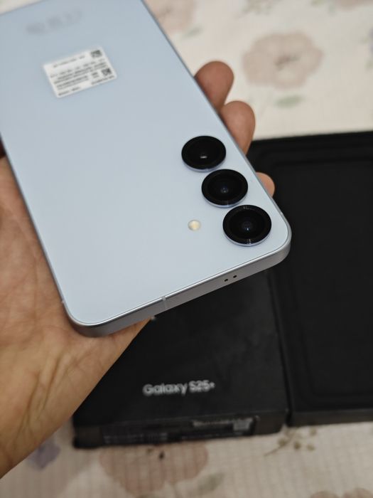 Samsung S25 Plus 256Gb идеальный