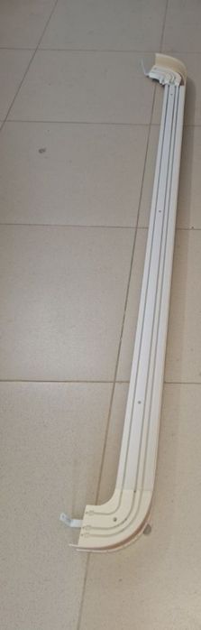 Карниз пластиковый 3 тыс тенге.