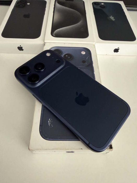 iPhone 17 Pro Deep Blue 256GB