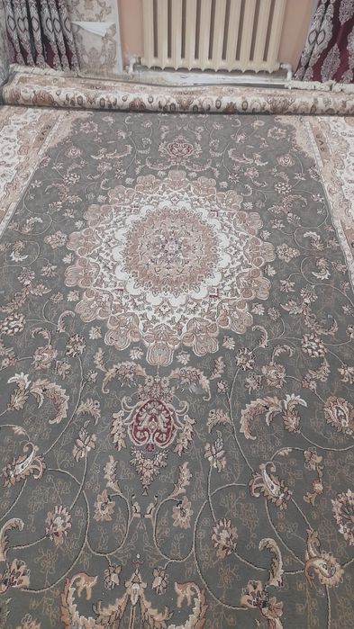 Продаётся ковёр турецкий