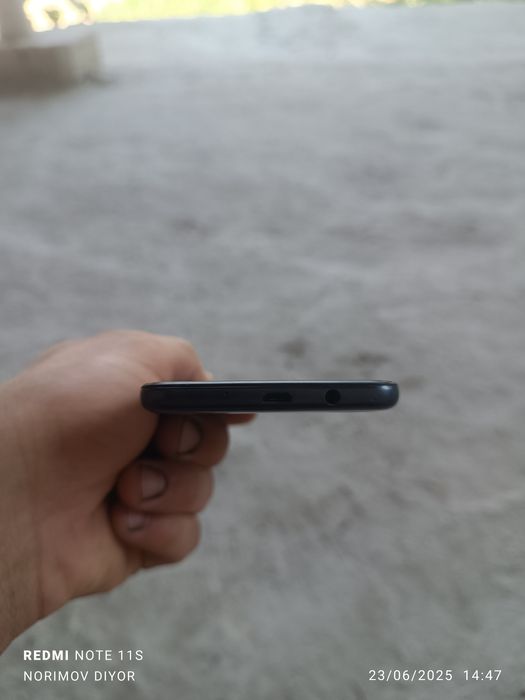 Telefonga garantiya bor