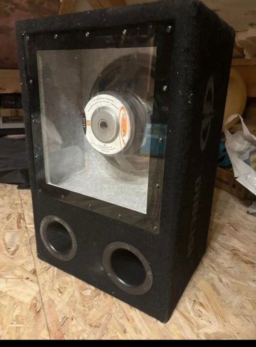 Vand urgent subwoofer !