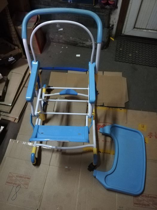 Детский стульчик для кормления Y800 Geoby