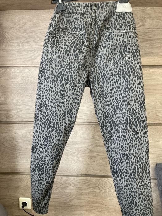 Разпродажба на дънки Зара,Liu Jo,Бершка