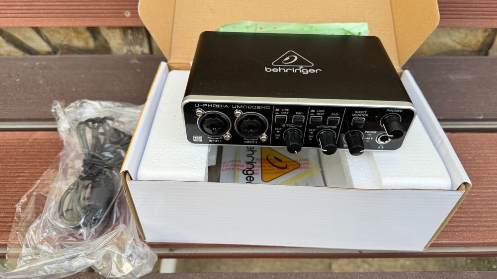 Звукова карта Behringer UMC22 U-Phoria USB  неизползвана !