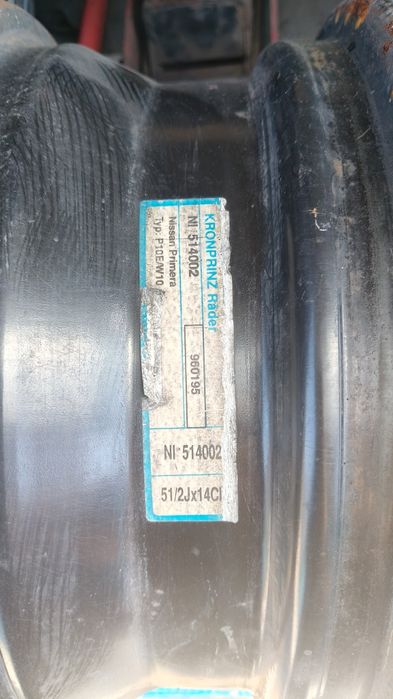 Продам диски,на Ниссан П 10.
