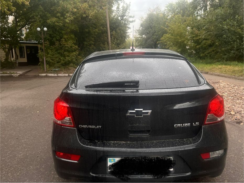 Шевролет Круз 1.8