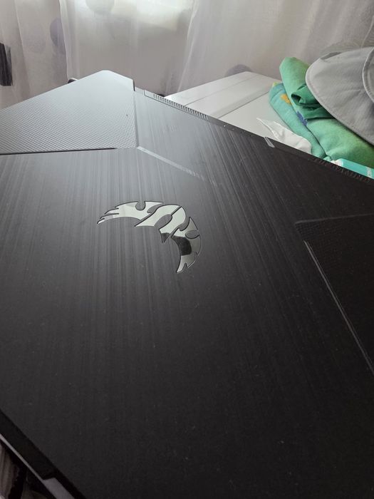 Лаптоп за игри ASUS